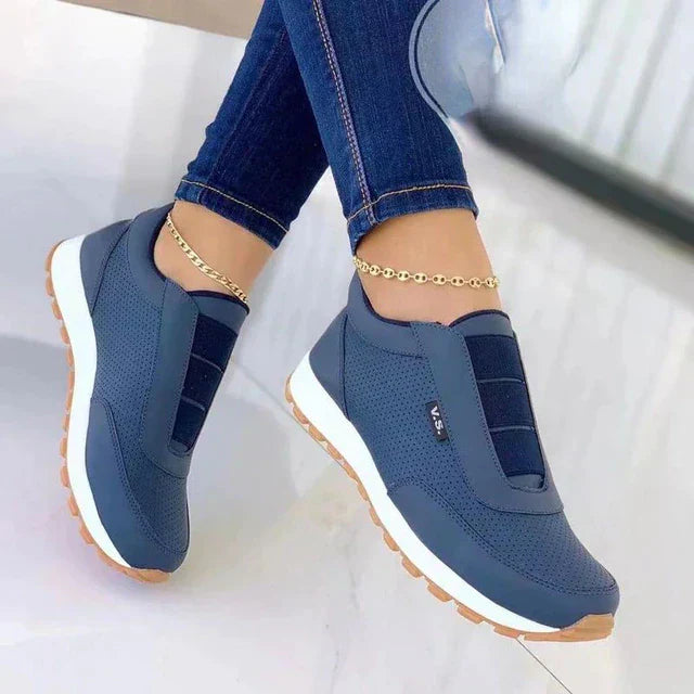CD | Adidași eleganți și eleganți