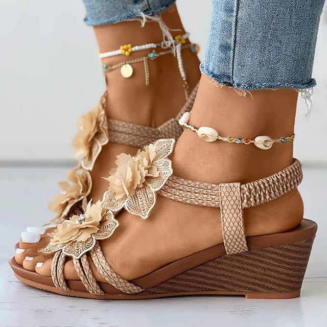 CD | Sandale wedge cu ornamente florale
