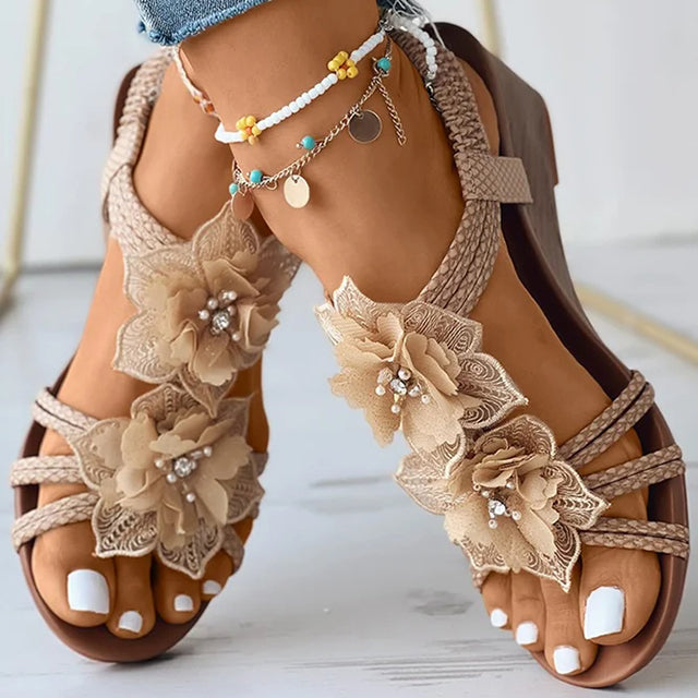 CD | Sandale wedge cu ornamente florale
