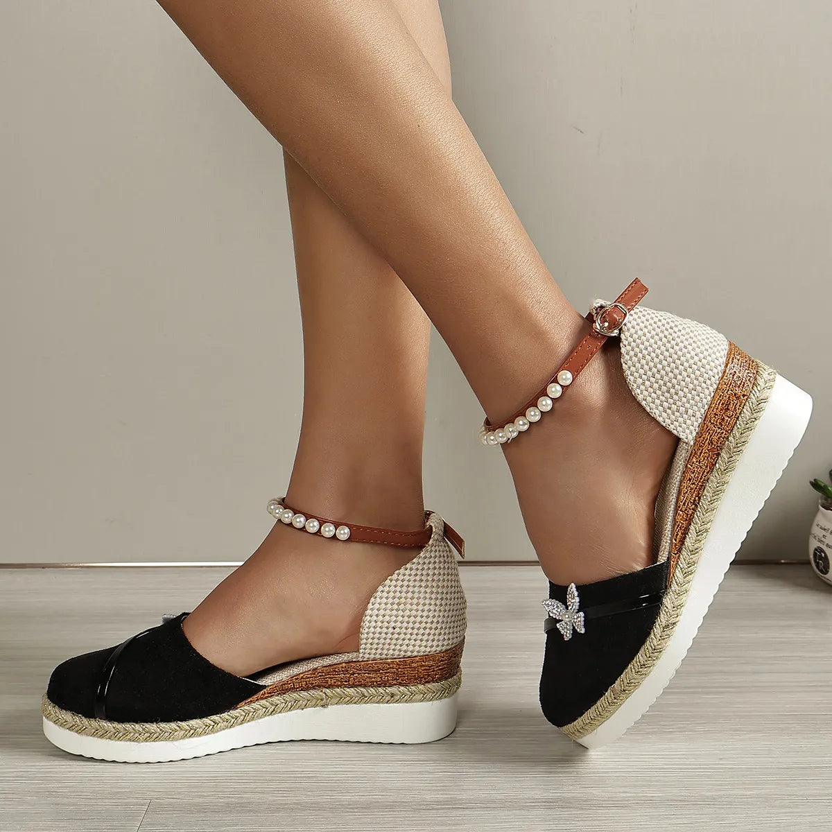 CD | Sandale Wedge cu arc pentru femei