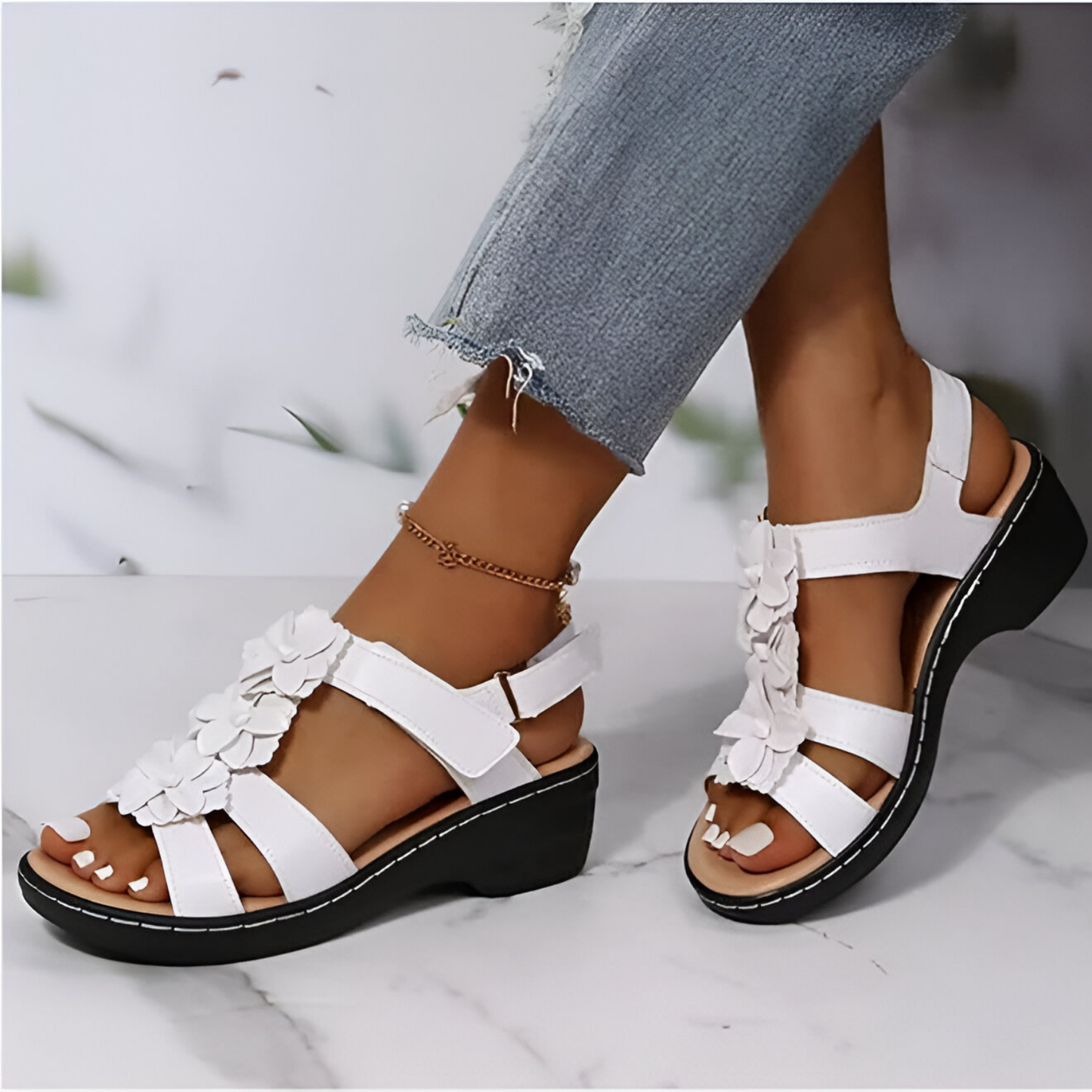 CD | Sandale cu toc wedge, farmec retro și suport ortopedic