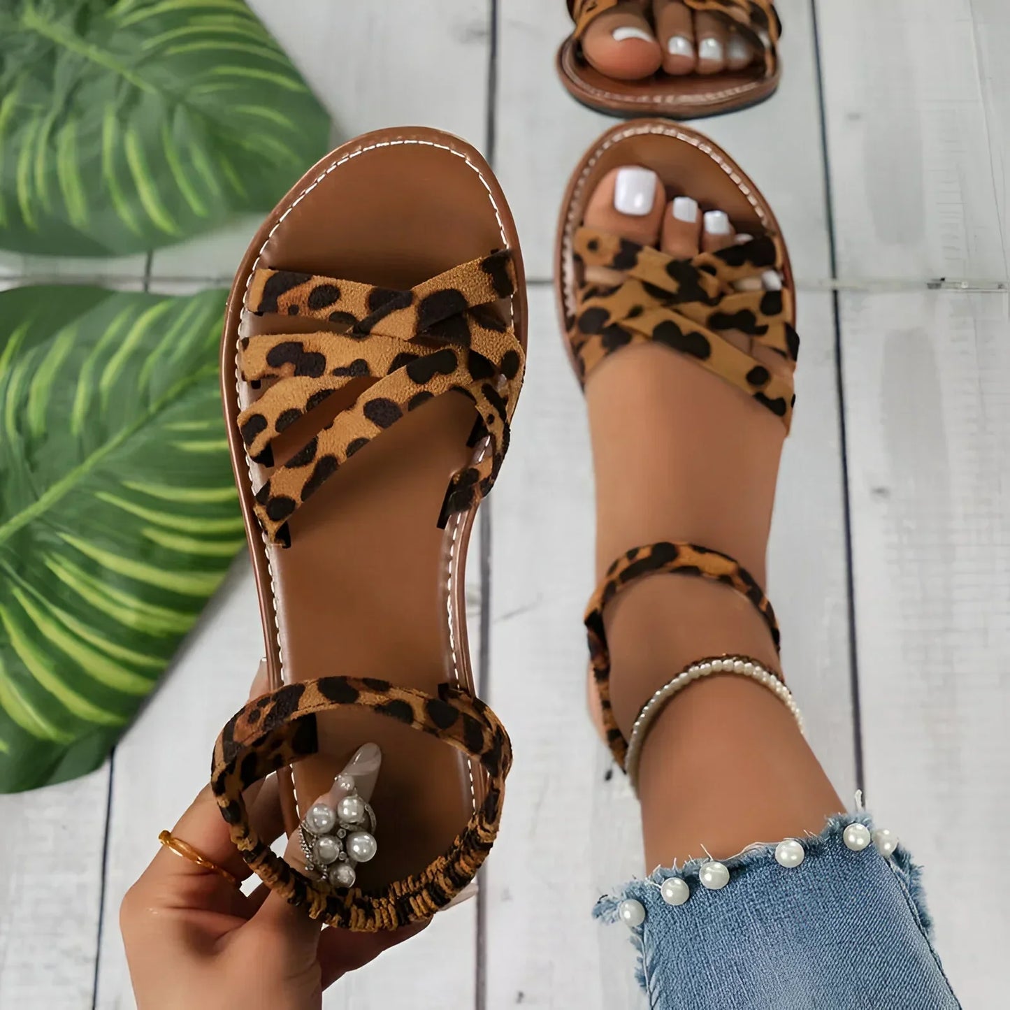 CD | Sandale plate cu imprimeu leopard