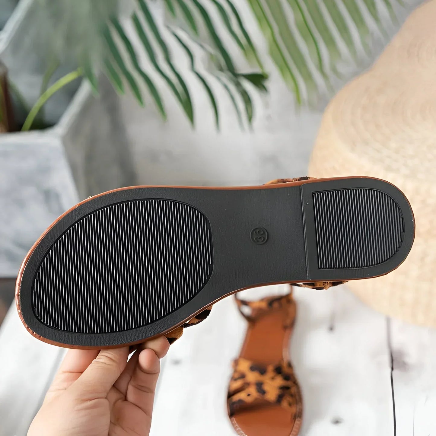 CD | Sandale plate cu imprimeu leopard