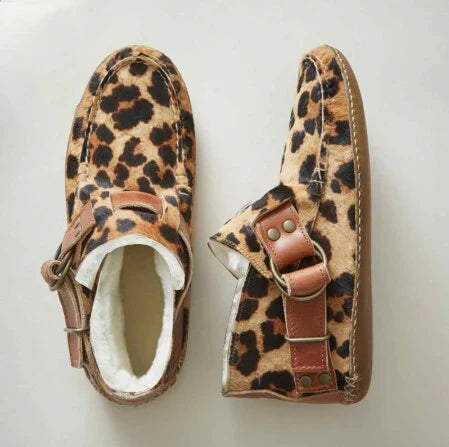 CD | Botine elegante cu cataramă