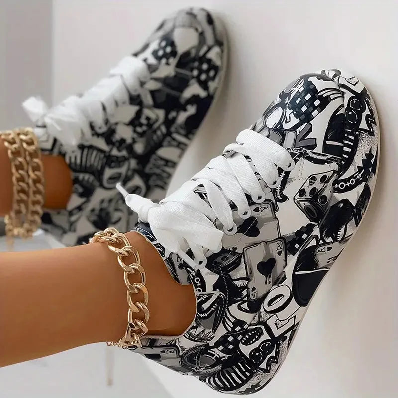 CD | Adidași high-top cu imprimeu graffiti