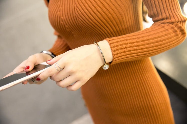 CD | Rochie mini tricotată cu gât rotund