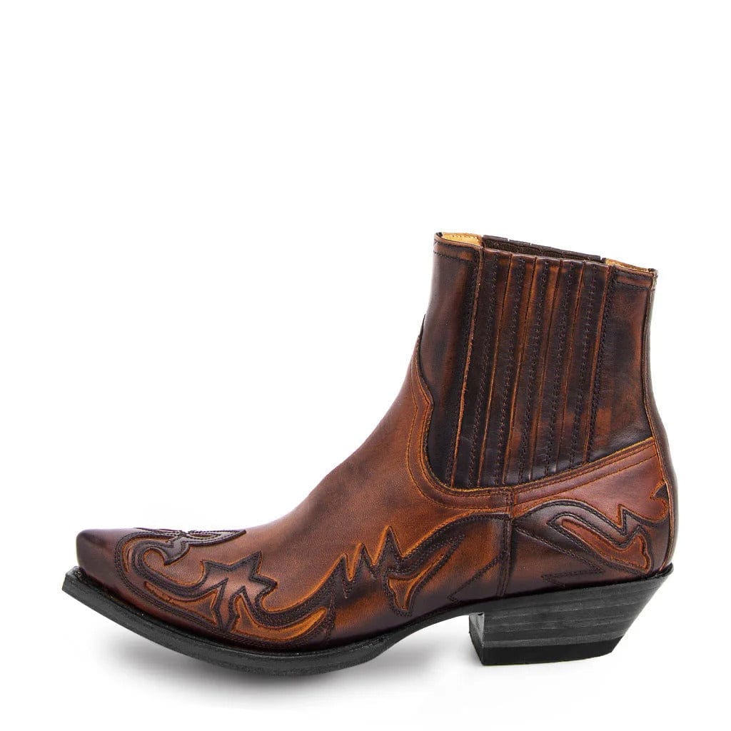 CD | Pantofi de dantelă cu design brodat