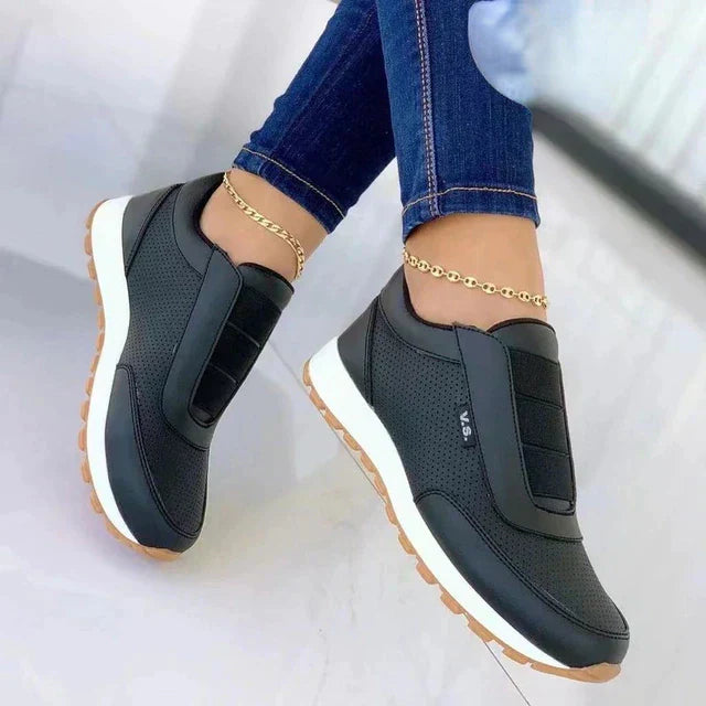 CD | Adidași eleganți și eleganți
