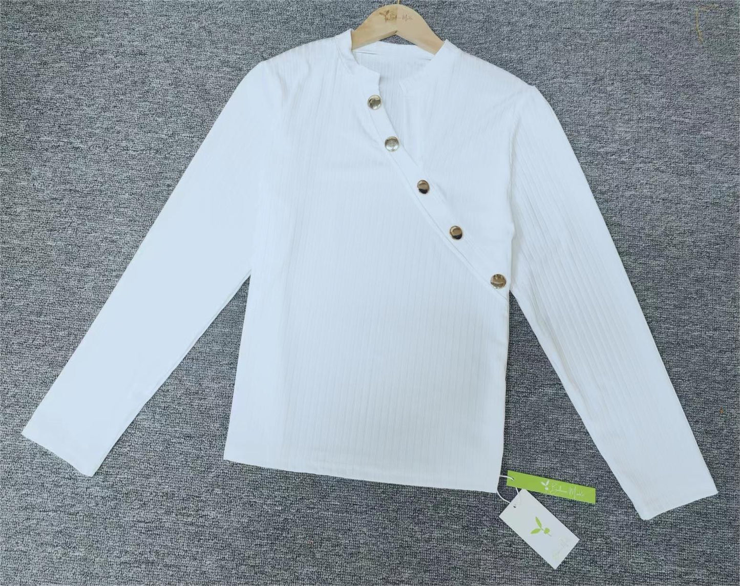 CD | Tricou general șic și relaxat