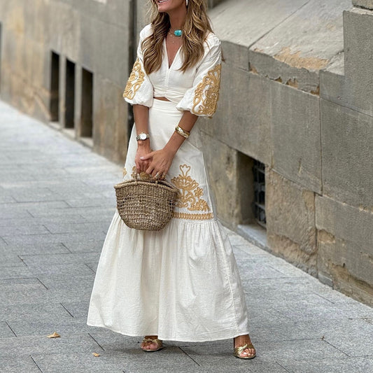 CD | Rochie maxi unică din două piese cu broderie de culoare fildeș la decolteu